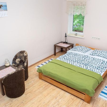 Agroturystyka Pod Modrzewiami Nowy Tomyśl Exteriér fotografie
