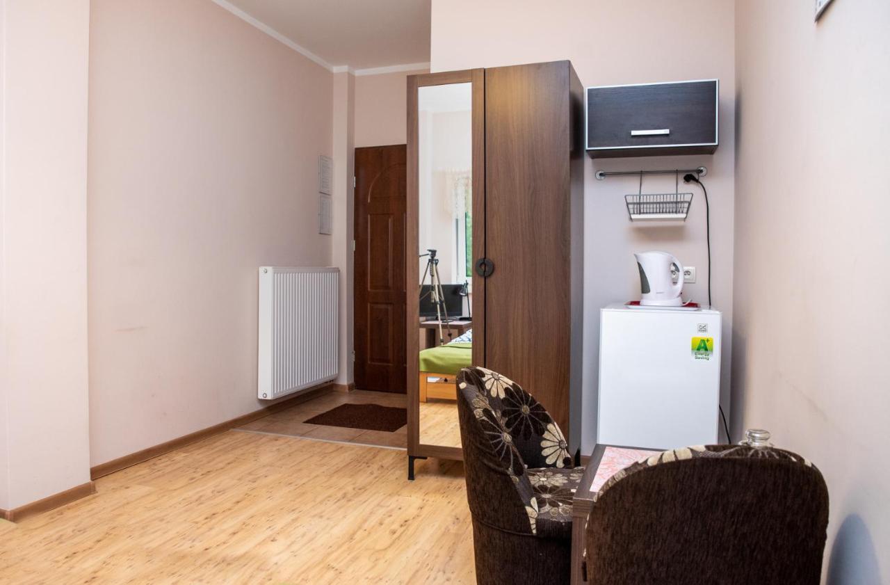 Agroturystyka Pod Modrzewiami Nowy Tomyśl Exteriér fotografie