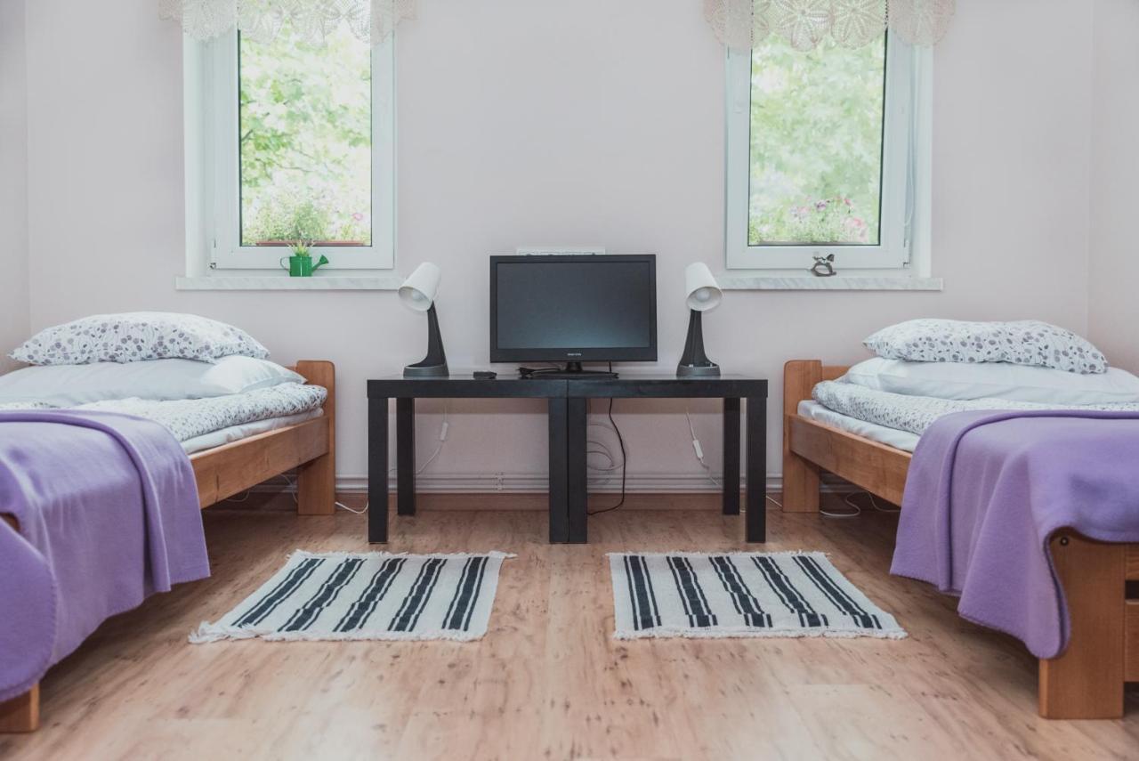 Agroturystyka Pod Modrzewiami Nowy Tomyśl Exteriér fotografie